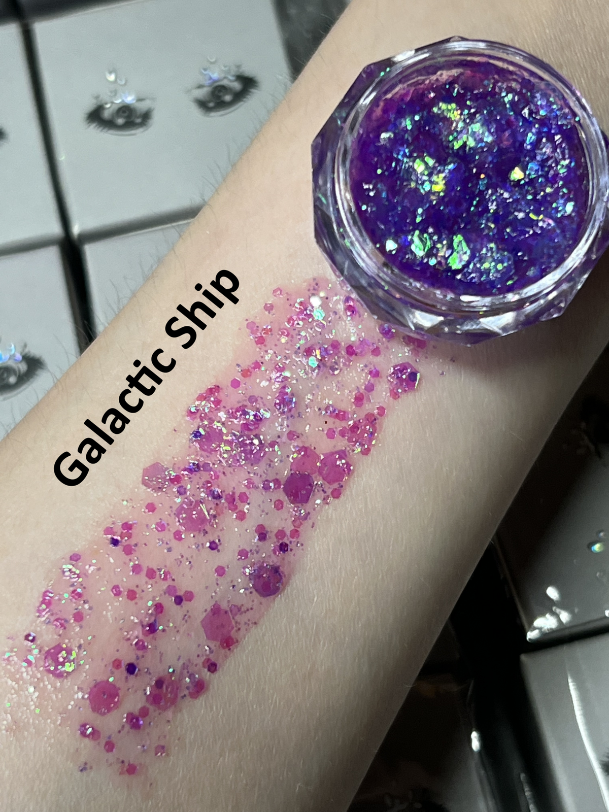 Gel Glitter Tears
