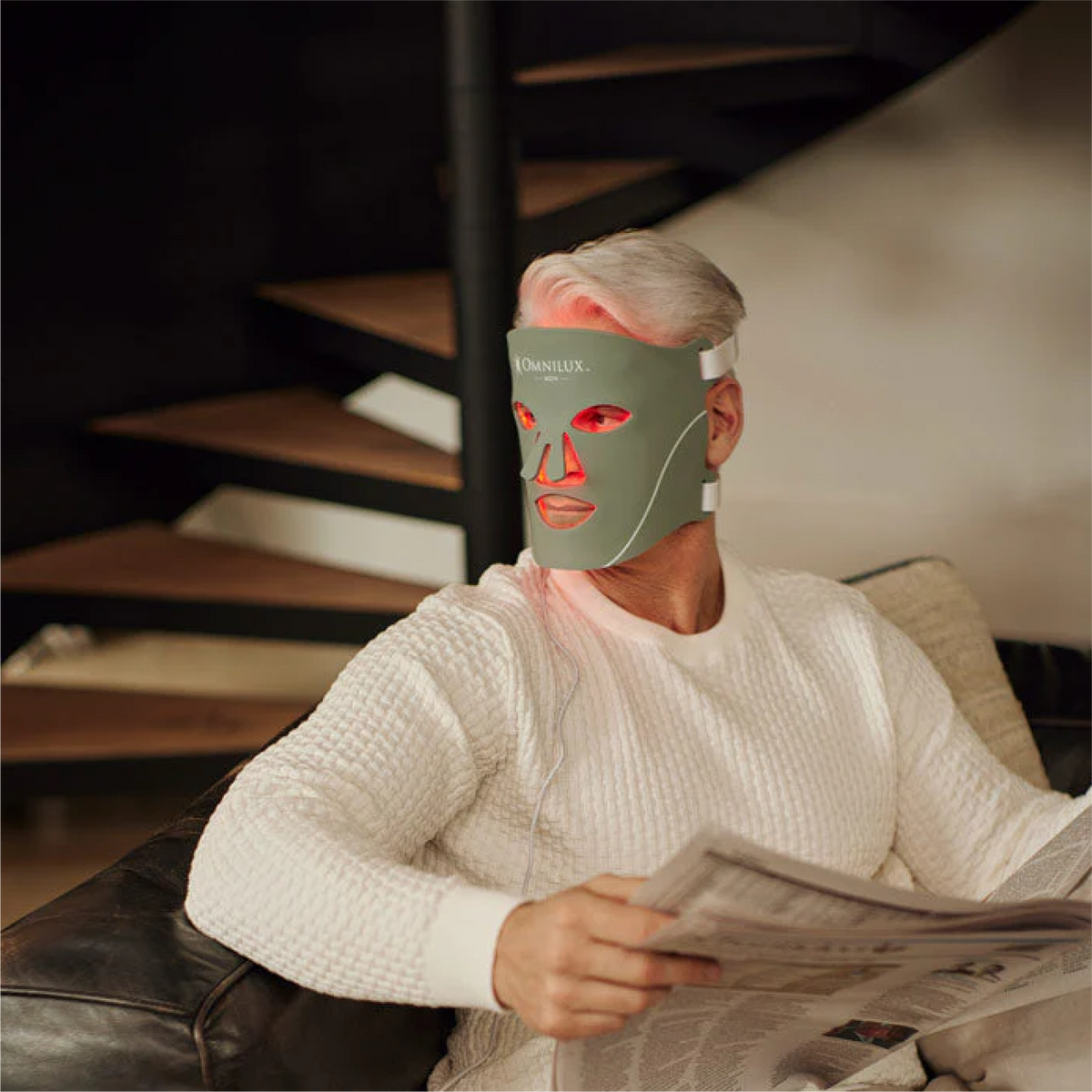 Omnilux Face Contour + Men + Contour Glove